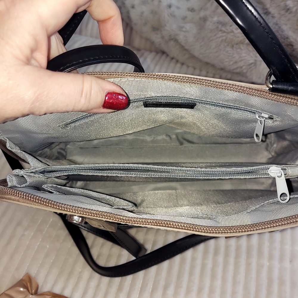 Biejo Patent Two-Tone Tote Bag in Silver and Black - Picture 5 of 7